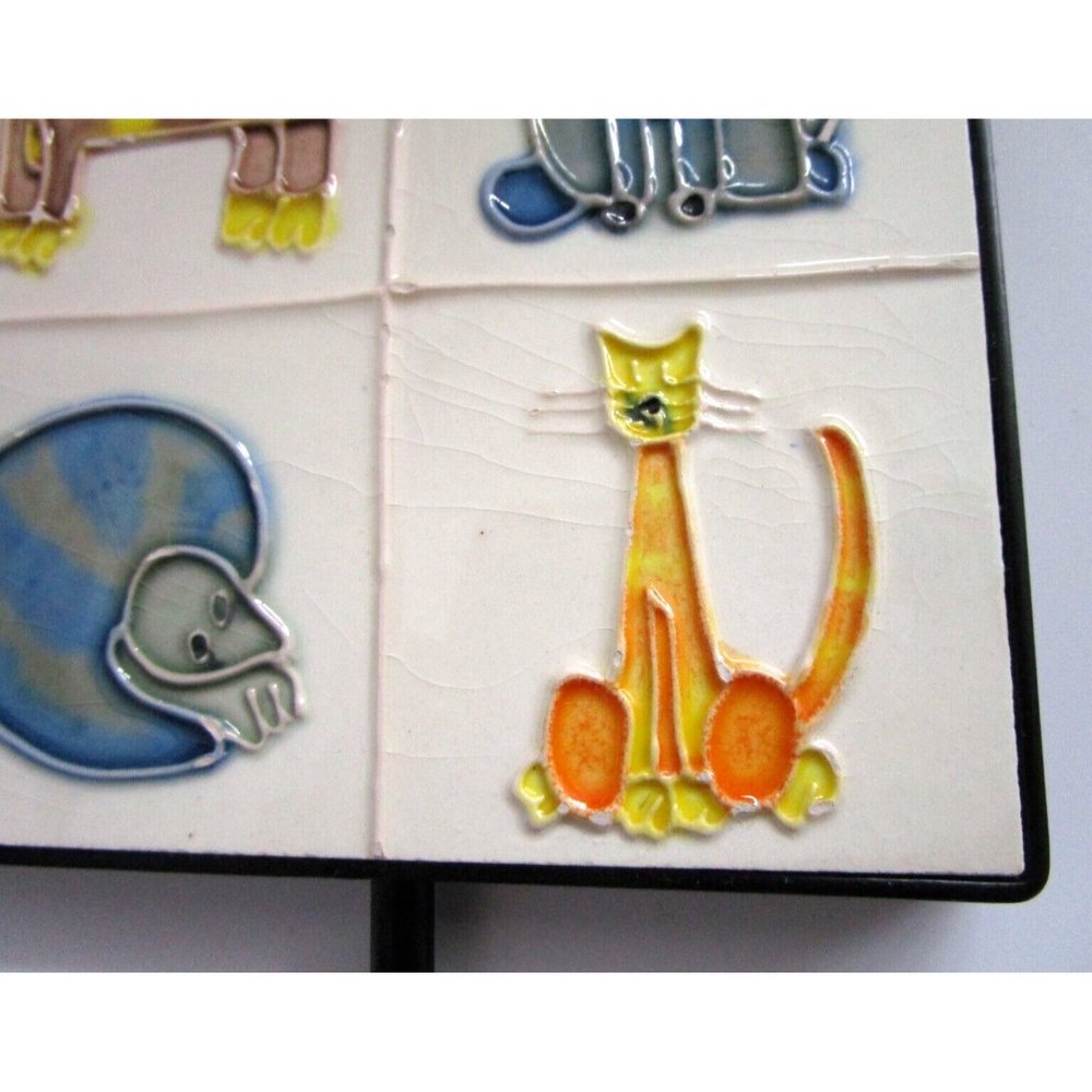 Ceramic Tile Art - Four Cats/Kitties Wall Hanger with Hook - Kingdom Wall Signed - Picture 5 of 11